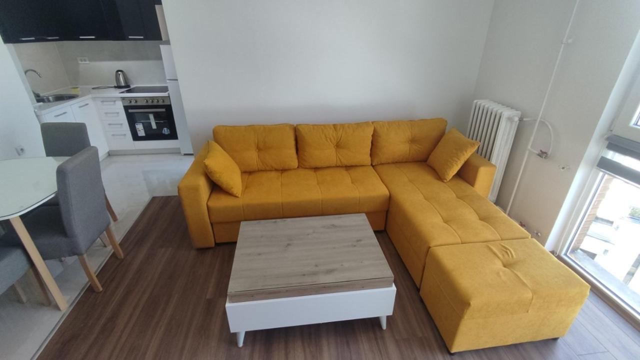 Sky View Luxury Center Skopje Apartments ภายนอก รูปภาพ