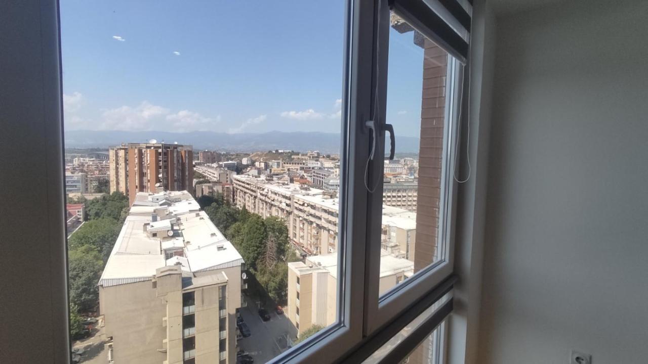 Sky View Luxury Center Skopje Apartments ภายนอก รูปภาพ