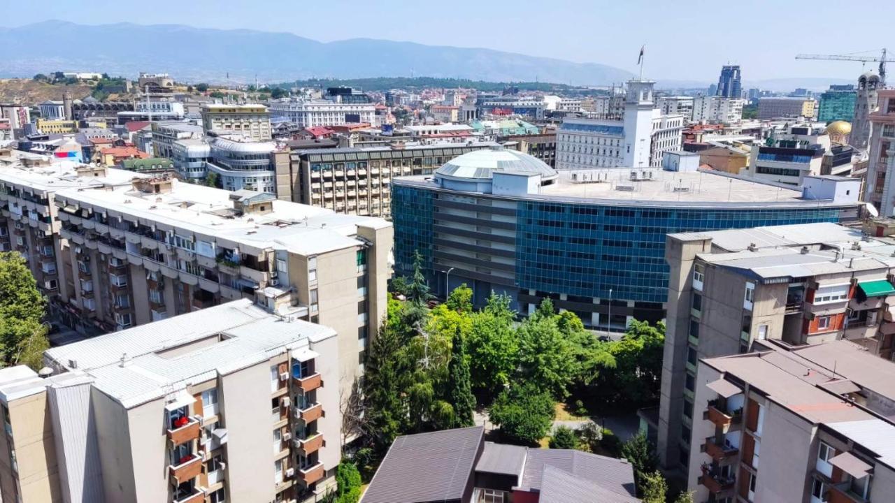 Sky View Luxury Center Skopje Apartments ภายนอก รูปภาพ